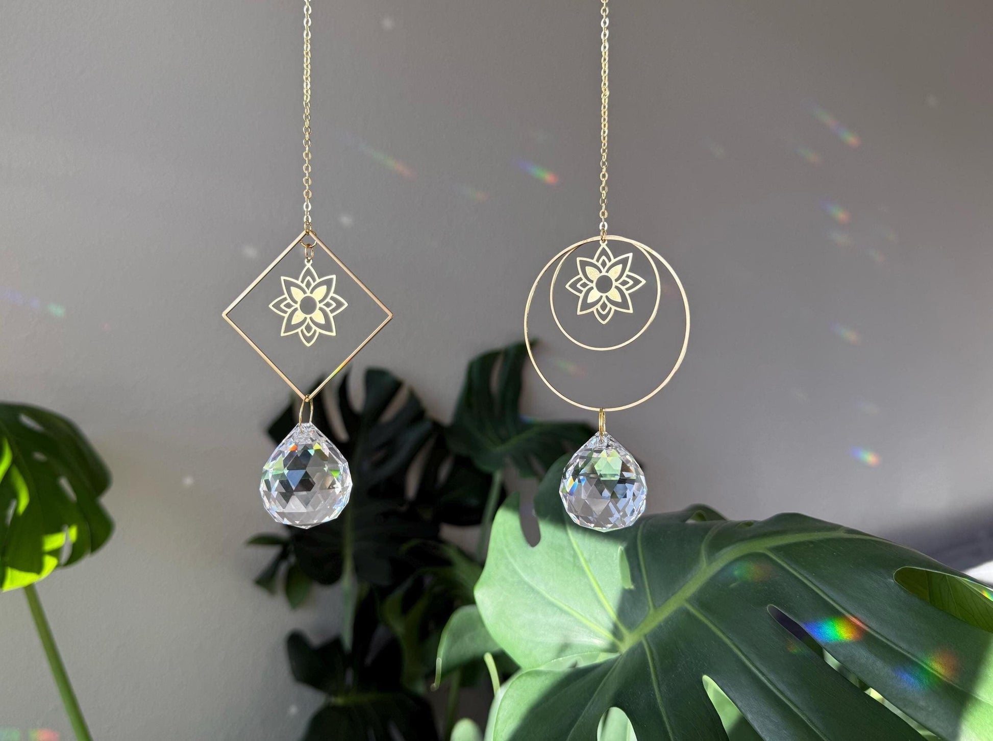 Geometric Flower Suncatcher, Rainbow Maker, Crystal Prism Sun Catcher, Light Catcher, Hanging Crystal Suncatcher, Sympathy Gift