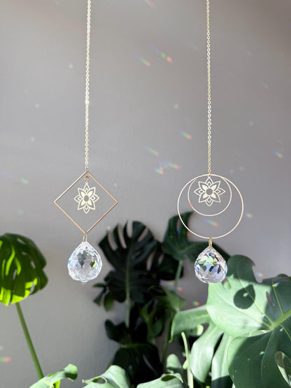Geometric Flower Suncatcher, Rainbow Maker, Crystal Prism Sun Catcher, Light Catcher, Hanging Crystal Suncatcher, Sympathy Gift