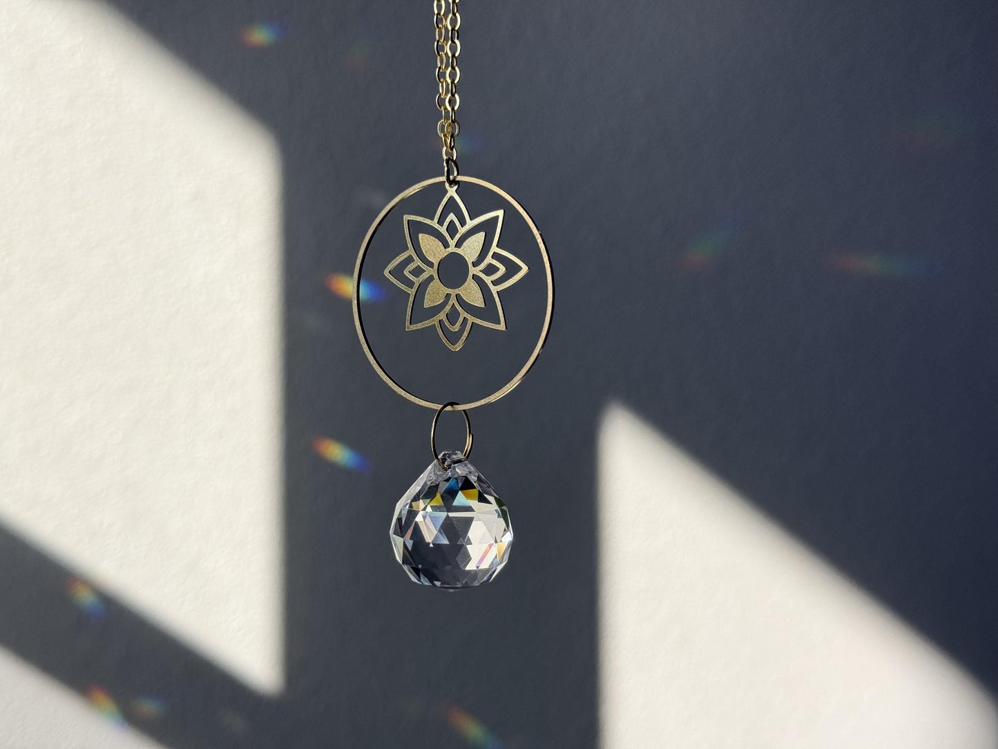 Flower Rearview Mirror Suncatcher #2, Crystal Sun Catcher, Crystal Prism Car Charm, Rearview Mirror Decoration, Car Mirror Charm