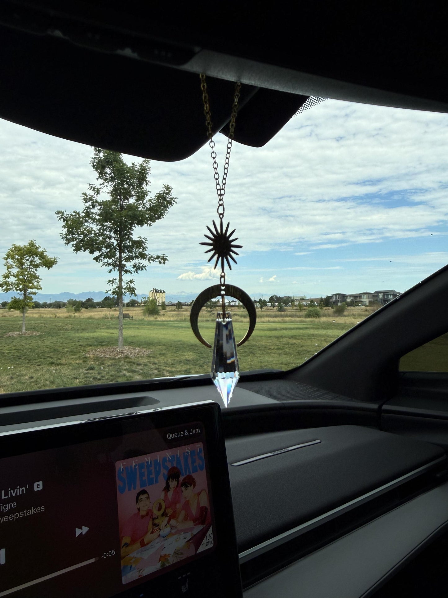 Crescent Moon Rearview Mirror Suncatcher, Crystal Sun Catcher, Crystal Prism Car Charm, Rearview Mirror Decoration, Car Mirror Charm