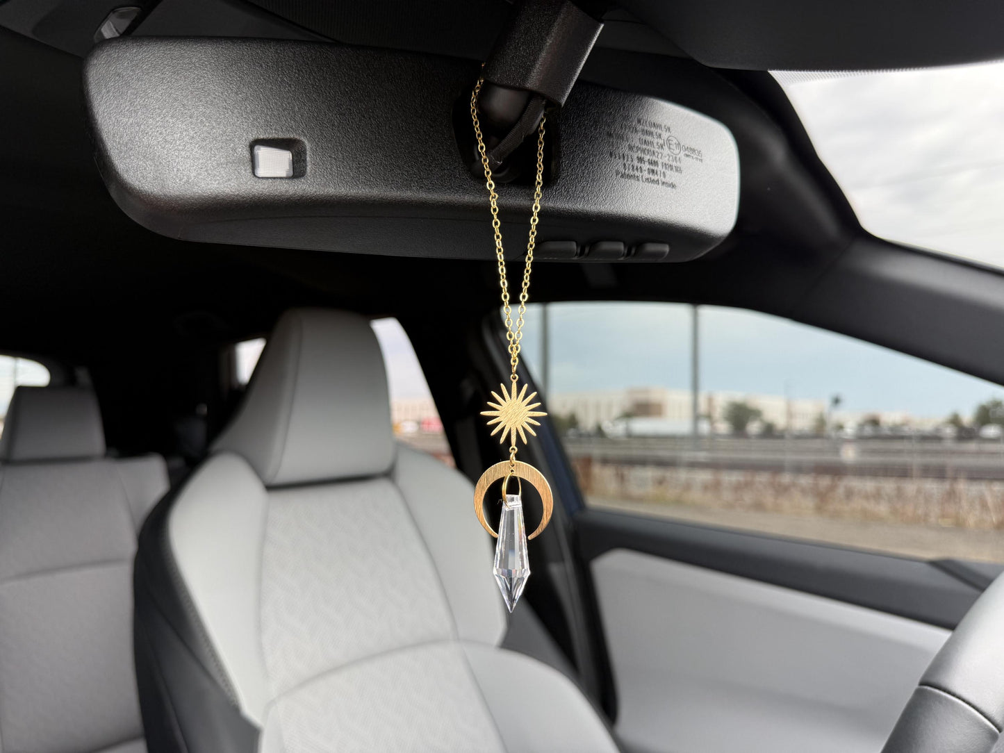 Crescent Moon Rearview Mirror Suncatcher, Crystal Sun Catcher, Crystal Prism Car Charm, Rearview Mirror Decoration, Car Mirror Charm