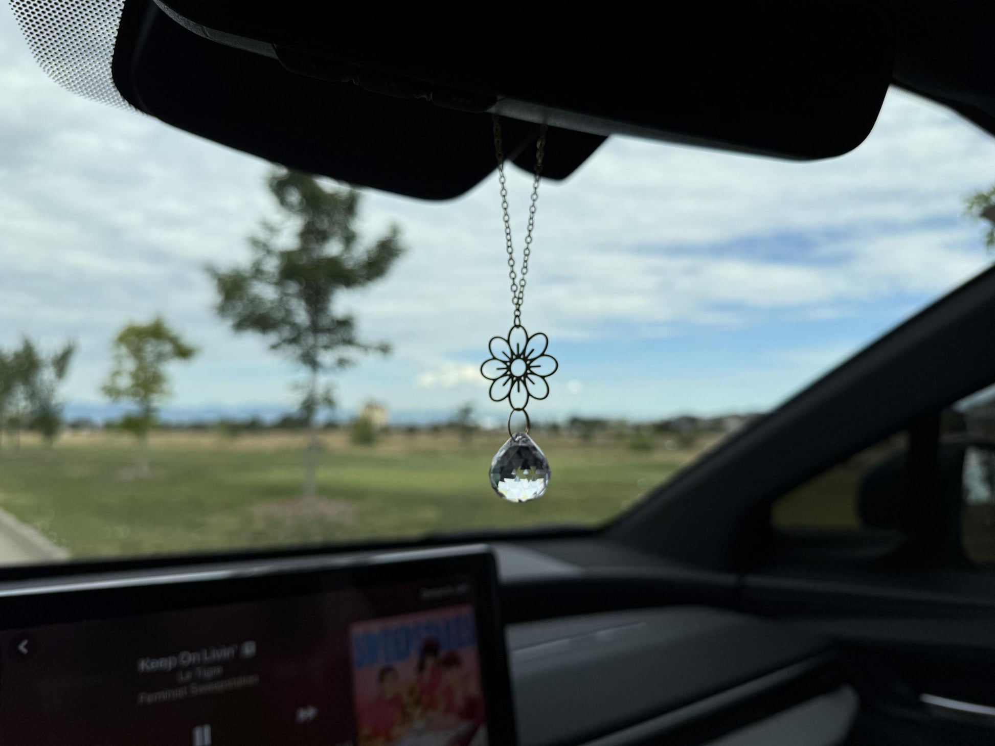 Flower Rearview Mirror Suncatcher #1, Crystal Sun Catcher, Crystal Prism Car Charm, Rearview Mirror Decoration, Car Mirror Charm