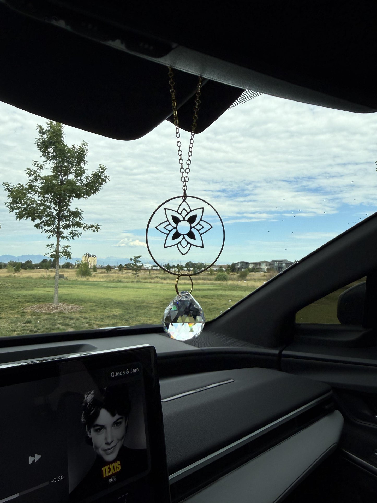 Flower Rearview Mirror Suncatcher #2, Crystal Sun Catcher, Crystal Prism Car Charm, Rearview Mirror Decoration, Car Mirror Charm