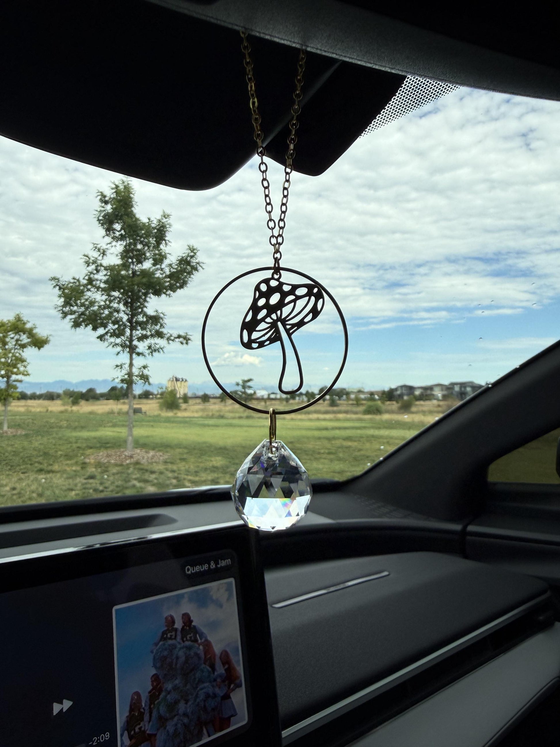 Mushroom Rearview Mirror Suncatcher, Crystal Sun Catcher, Crystal Prism Car Charm, Rearview Mirror Decoration, Car Mirror Charm
