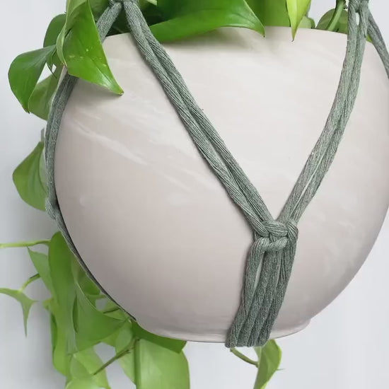 No Tassel Macrame Plant Hanger, No Tail Hanging Planter,  Hanging Plant Holder, Indoor Plant Hanger, Pet friendly plant hanger, Hanging Pot